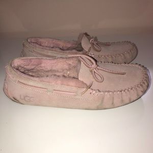 Ugg Dakota Pink Moccasins Size 9